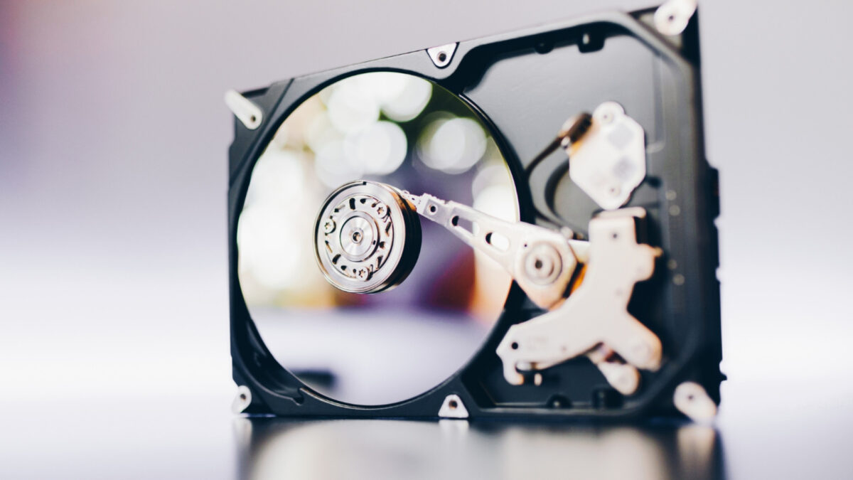 HDD ou SSD : ce que ça change vraiment dans votre quotidien informatique