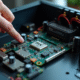 Intérieur d'un ordinateur avec circuit PIX mis en valeur
