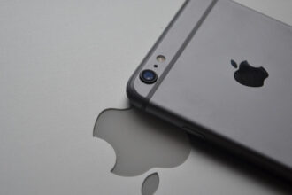 iPhone reconditionné : pourquoi le marché explose et ce que ça change pour les pros ?
